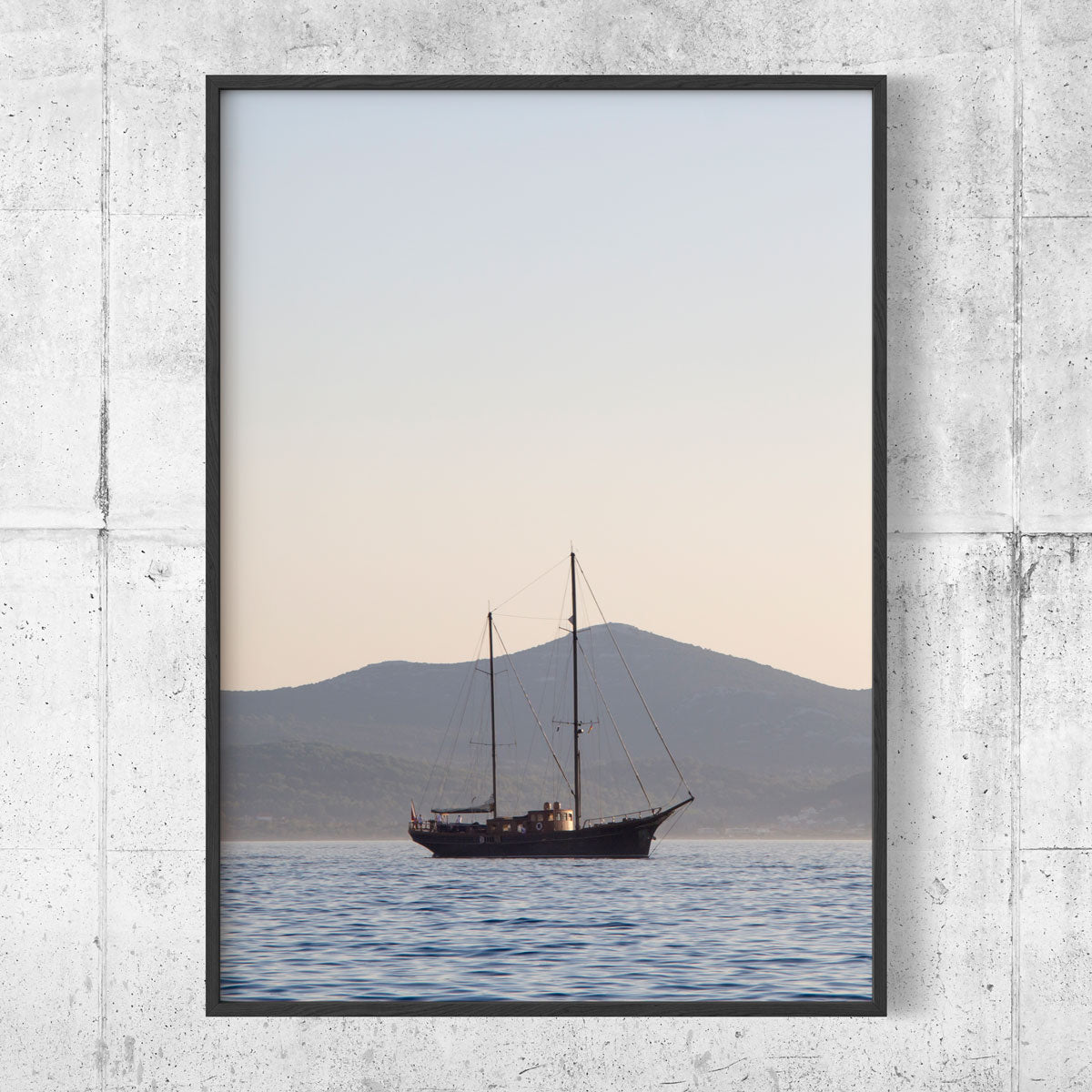 Sailing boat