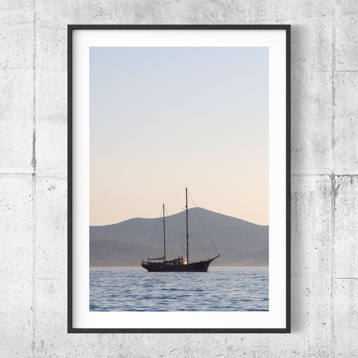 Sailing boat
