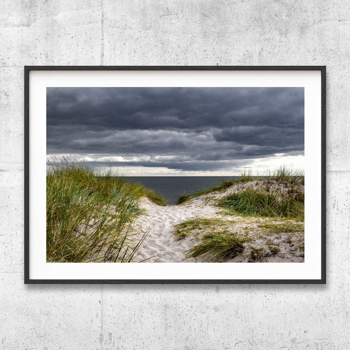 Holmhällar beach landscape